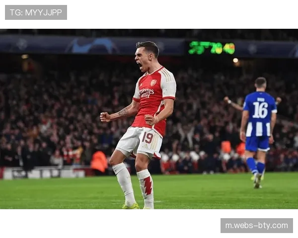 杰拉德莫雷诺伤病反复影响比利亚雷亚尔 进攻端缺少稳定支点